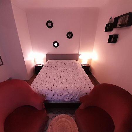 Bed and Breakfast La Chaloupe 4 Thiers Exteriér fotografie